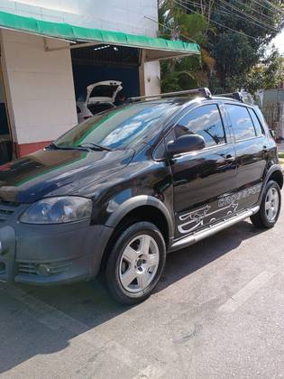 VOLKSWAGEN CROSSFOX 1.6 MI FLEX 8V 4P MANUAL